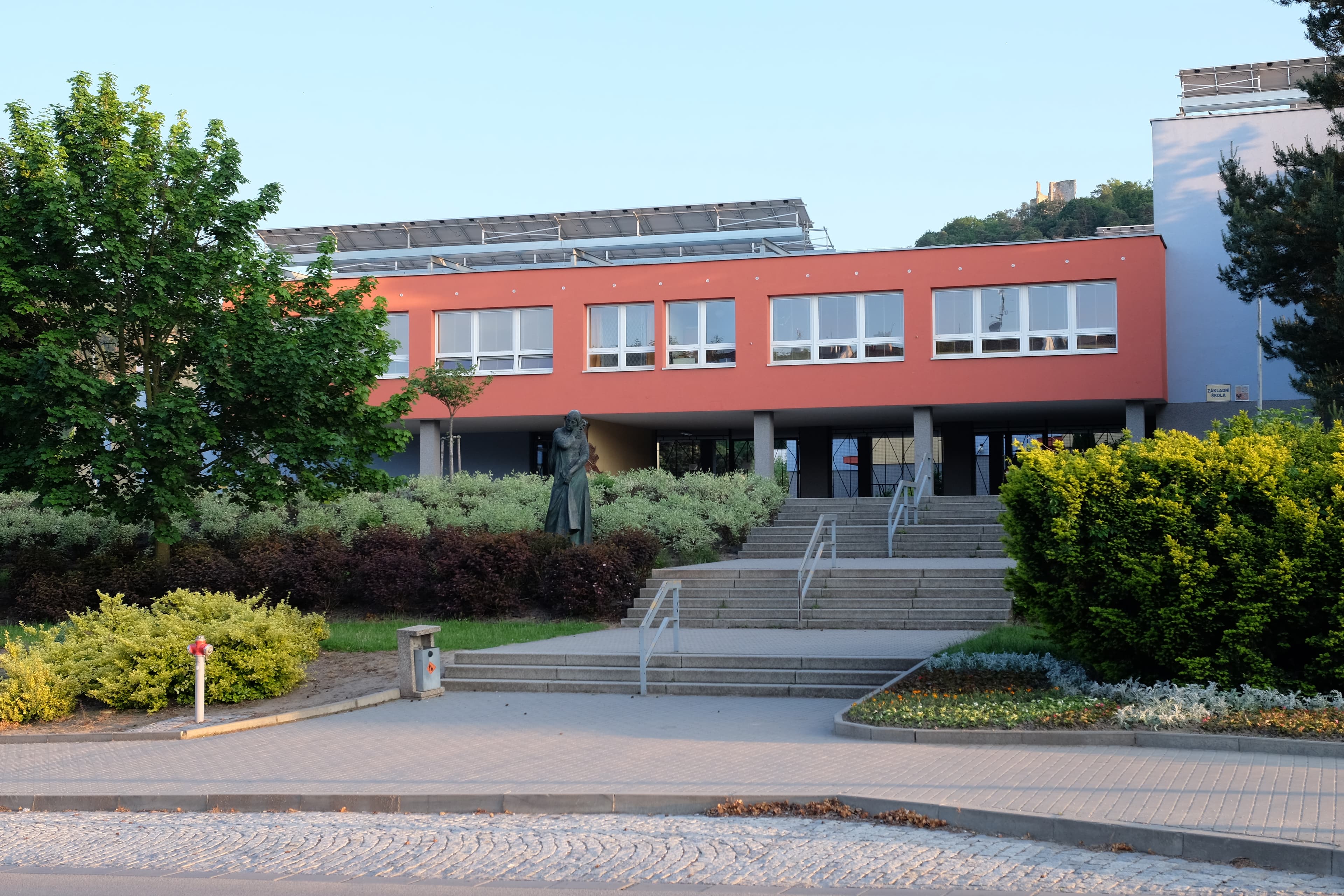 ZŠ Sušilova, jedno z pracovišť boskovické „trojškoly“ a tedy jedna z budoucích samostatných základních škol